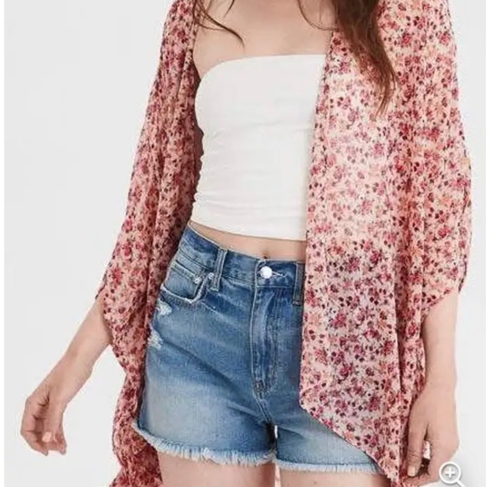 American Eagle Pink floral kimono